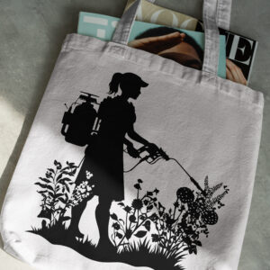 1181_Garden_sprayer_8808-transparent-tote_bag_1.jpg