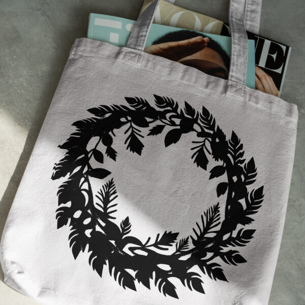 1203_Christmas_wreath_8194-transparent-tote_bag_1.jpg