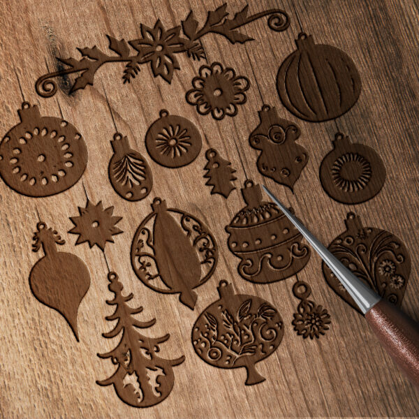 1208_Christmas_ornaments_7505-transparent-wood_etching_1.jpg