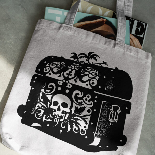 1408_Pirate_chest_5229-transparent-tote_bag_1.jpg