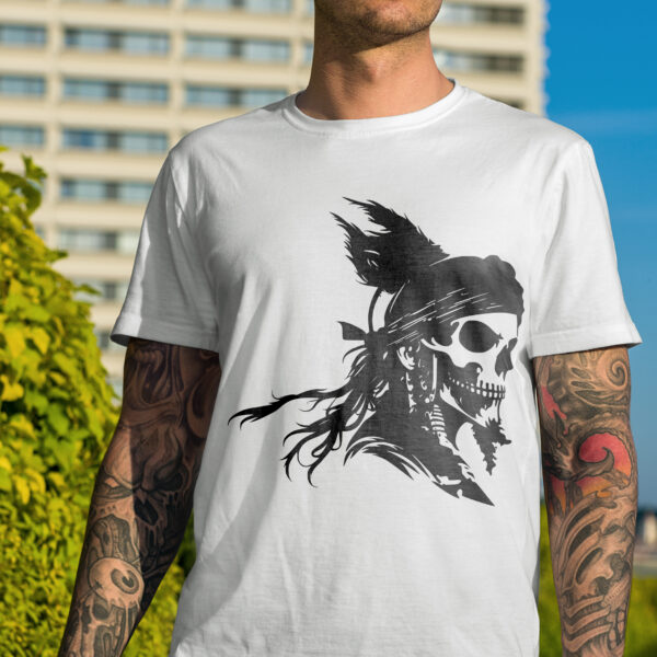 1410_Pirate_skull_3310-transparent-tshirt_1.jpg