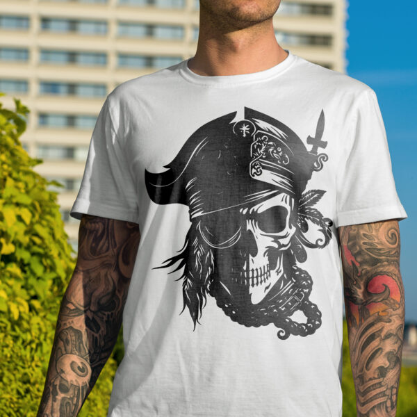 1422_Pirate_skull_7097-transparent-tshirt_1.jpg