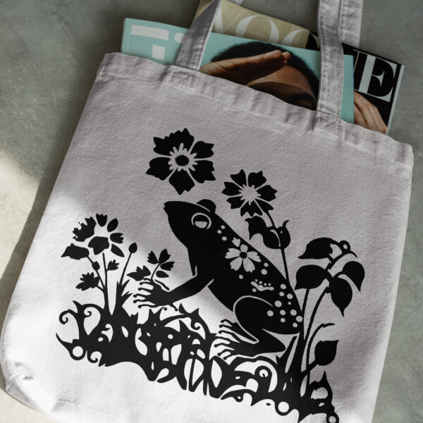 272_frog_with_flowers_1033-transparent-tote_bag_1.jpg