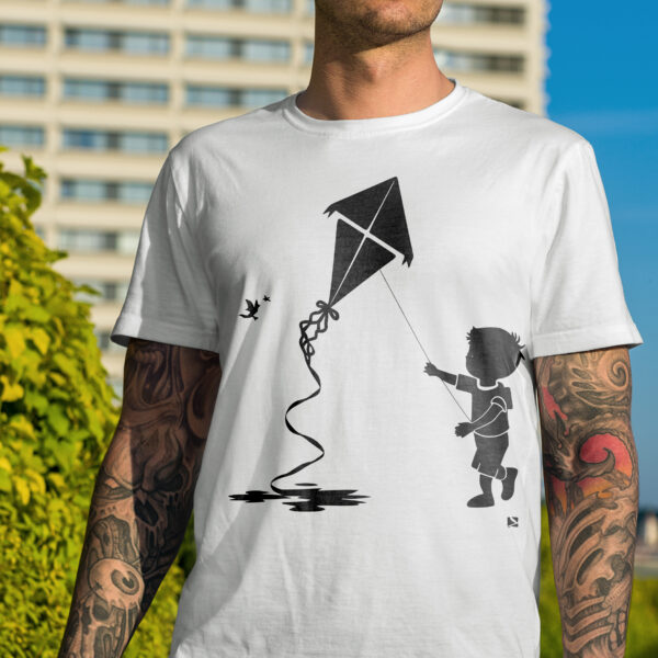 3029_Kite_pump_3651-transparent-tshirt_1.jpg