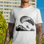 3117_Paragliding_landing_6846-transparent-tshirt_1.jpg