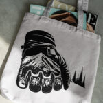 3251_Ski_gloves_5617-transparent-tote_bag_1.jpg