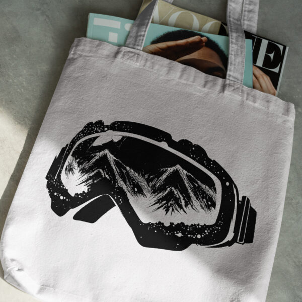 3253_Ski_goggles_6471-transparent-tote_bag_1.jpg