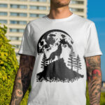 364_Wolf_howling_at_the_moon_3382-transparent-tshirt_1.jpg