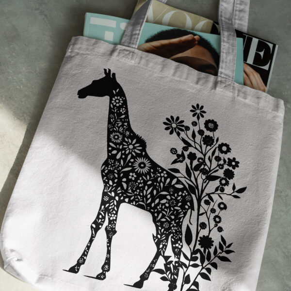 369_Giraffe_with_Floral_patterns_7135-transparent-tote_bag_1.jpg