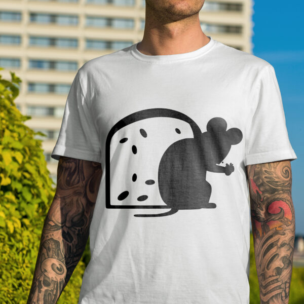 603_Mouse_with_a_piece_of_bread_7450-transparent-tshirt_1.jpg