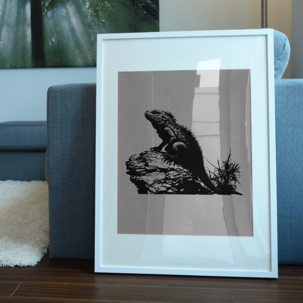 647_iguana_on_a_rock_4229-transparent-picture_frame_1.jpg