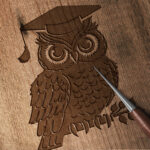 903_owl_with_graduation_cap_6978-transparent-wood_etching_1.jpg